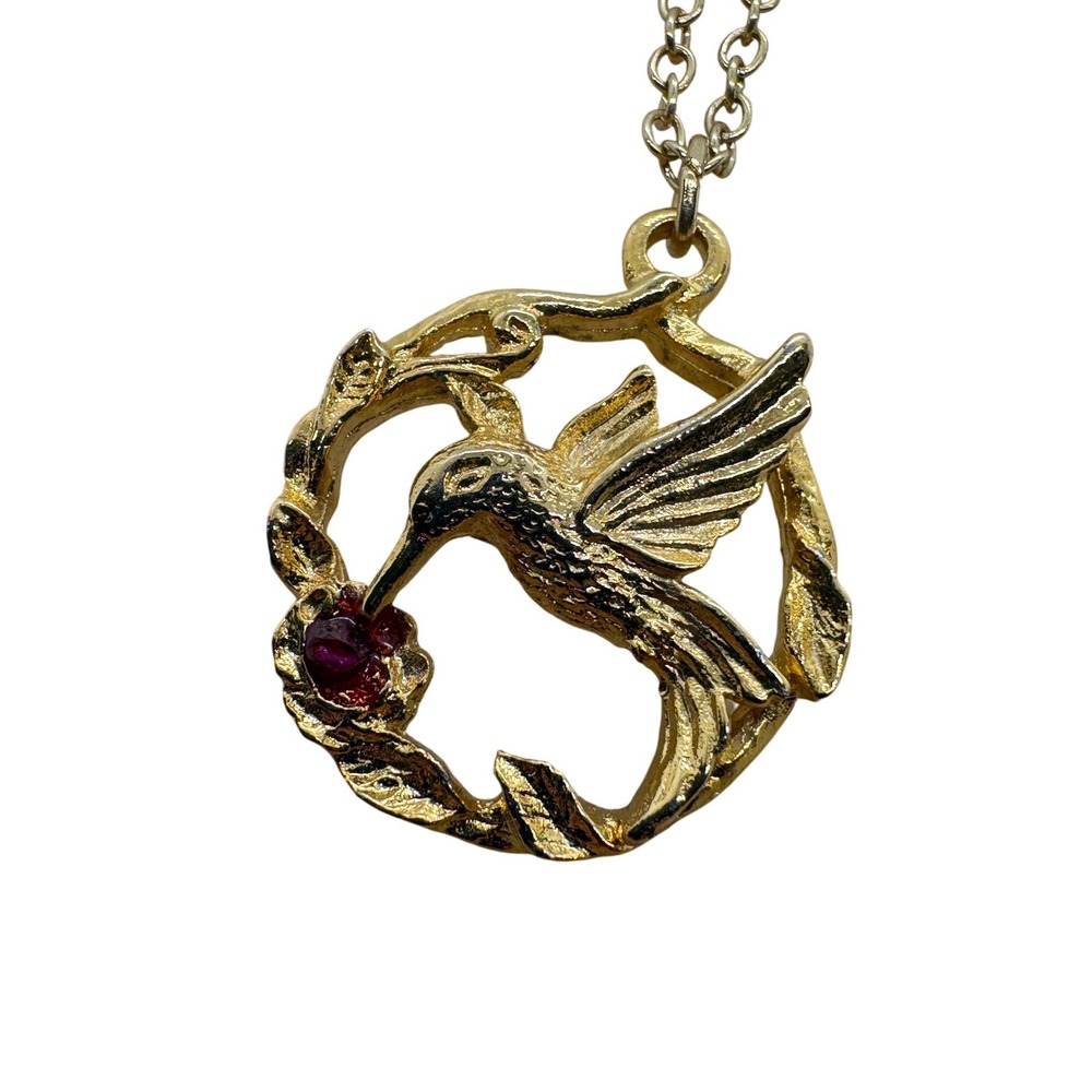 Vintage JJ Gold Tone Hummingbird Pendant Necklace Red Rhinestone 18 Inch Chain